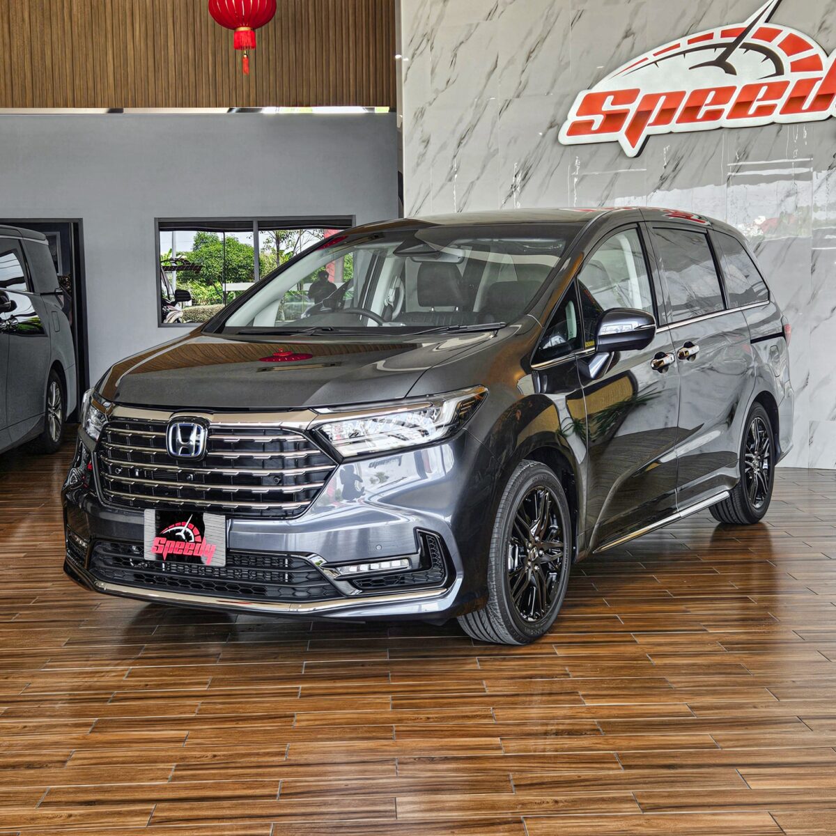 Honda Odyssey Absolute EX ที่โชว์รูม SPEEDY