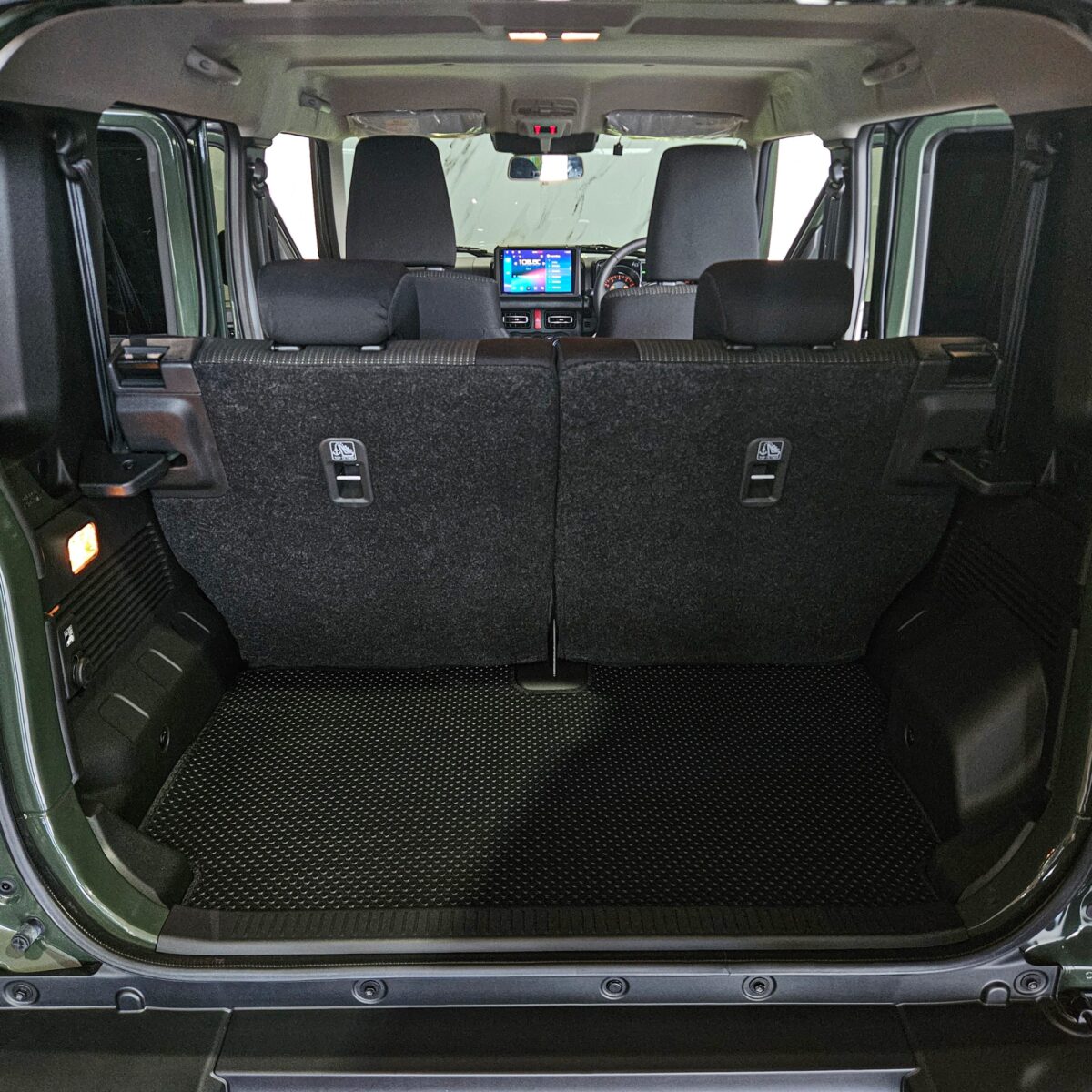 Suzuki Jimny Nomade ภาพประกอบ 2