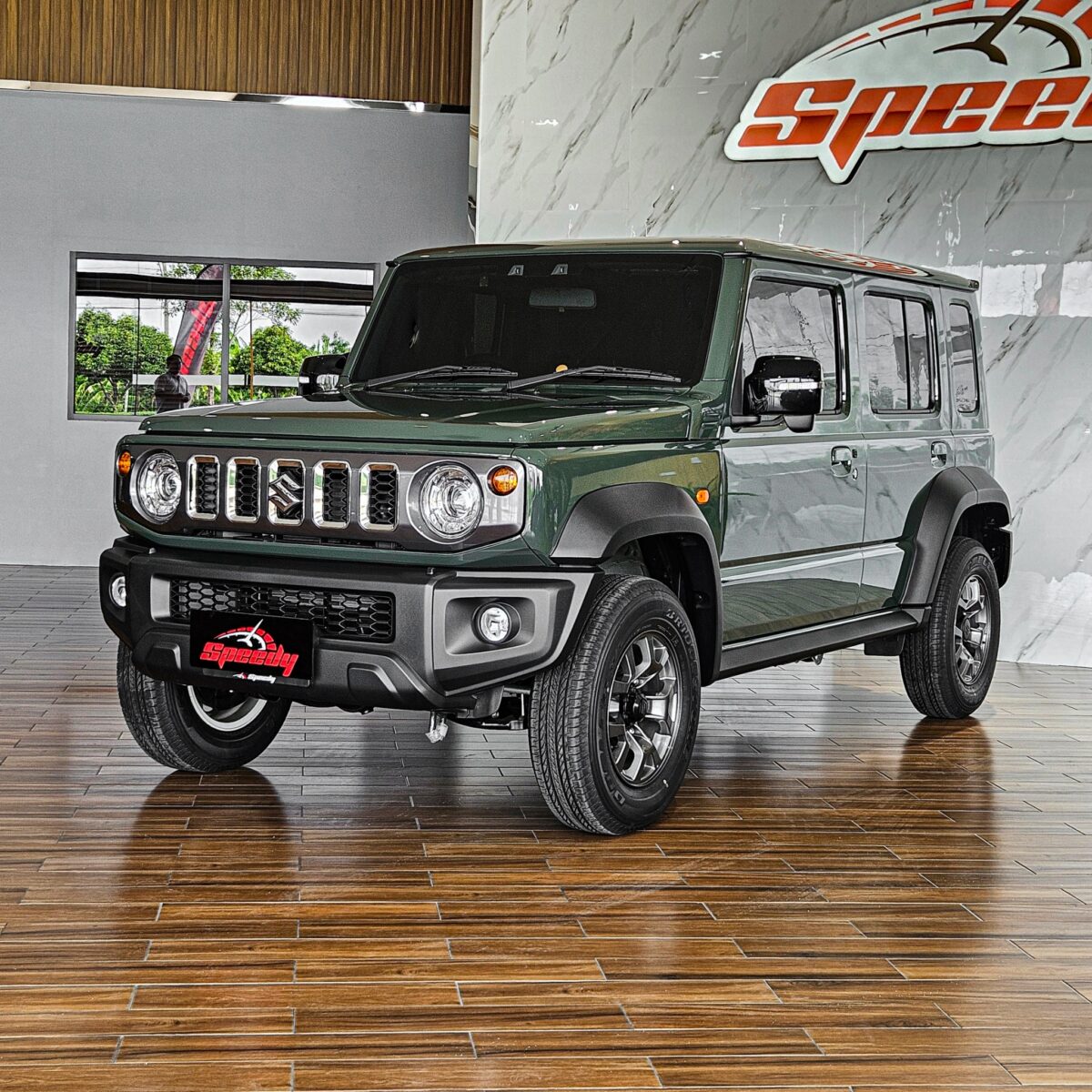 Suzuki Jimny Nomade ที่โชว์รูม SPEEDY